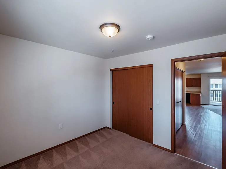 Newcastle Place Apartments — Photo 28
