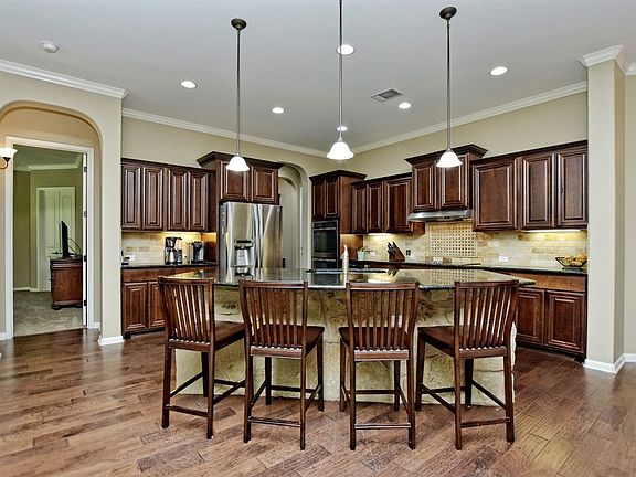 5th image of 1016 Shinnecock Hills Dr