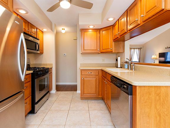 3rd image of 2020 Cross Creek Dr