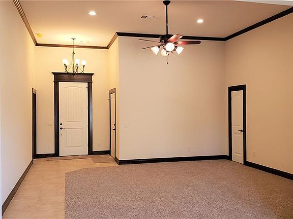 5th image of 537 W Alamo Court Way