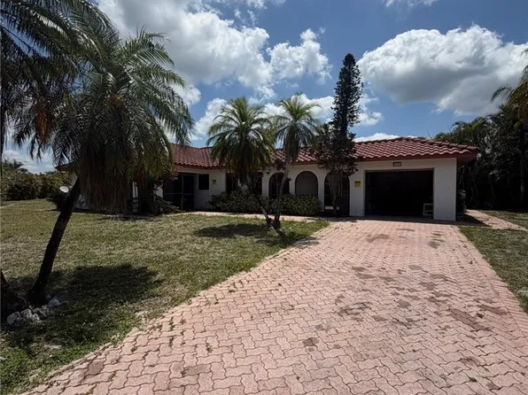 24898 Trost Blvd, Bonita Springs, FL 34135