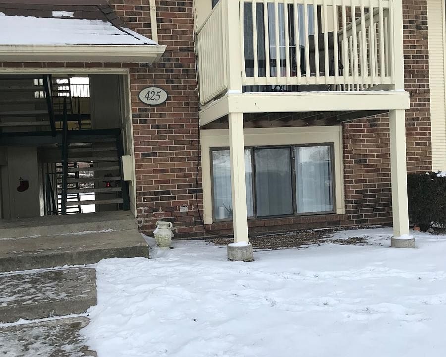 1st image of 425 Gregory Ave