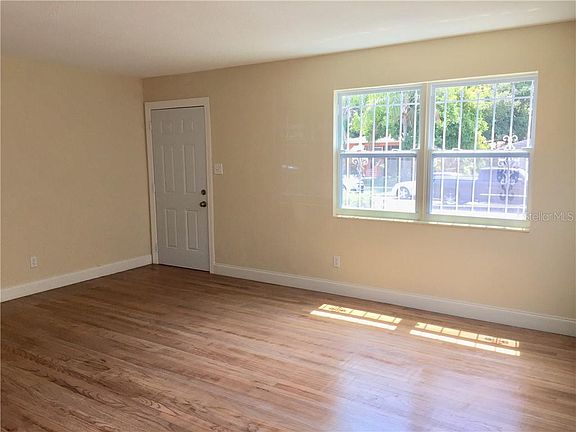 2nd image of 2332 12th St S