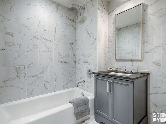 5th image of 1007 Atlantic Ave APT 4H