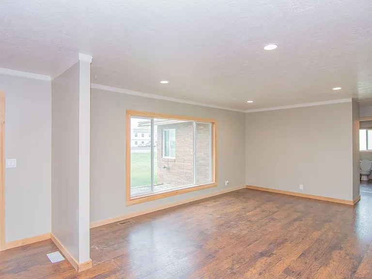 92 N 2300 W #2 — Photo 7