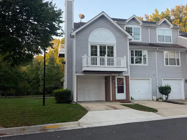 3775 Eightpenny Ln #179, Bowie, MD 20716