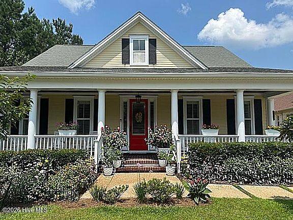 2nd image of 1090 Evangeline Drive