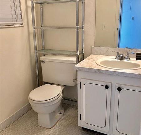 3rd image of 8421 Lagos De Campo Blvd APT 106T