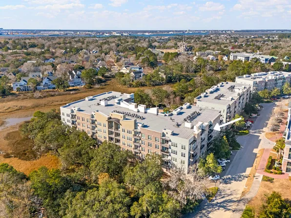 145 Pier View St Unit 403, Daniel Island, SC 29492