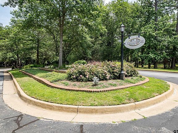 2nd image of 4028 Hanover Pl