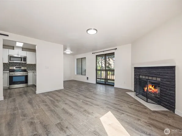 17509 118th Avenue SE #C11, Renton, WA 98058