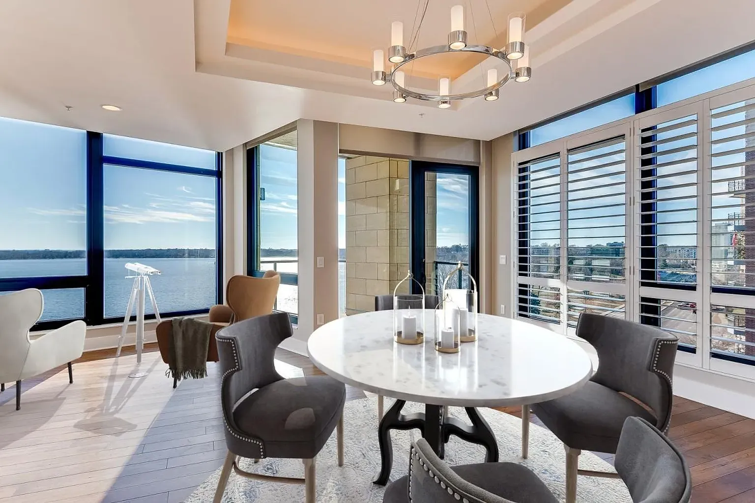 The Lakes Residences — Photo 3