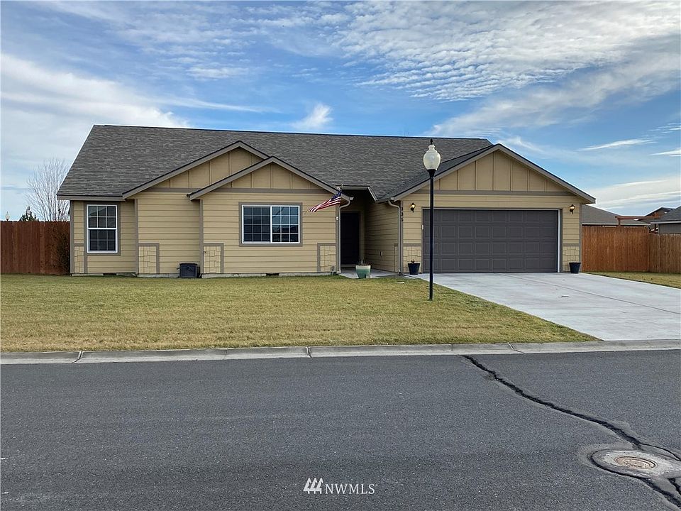 1st image of 335 Dandero Drive SE