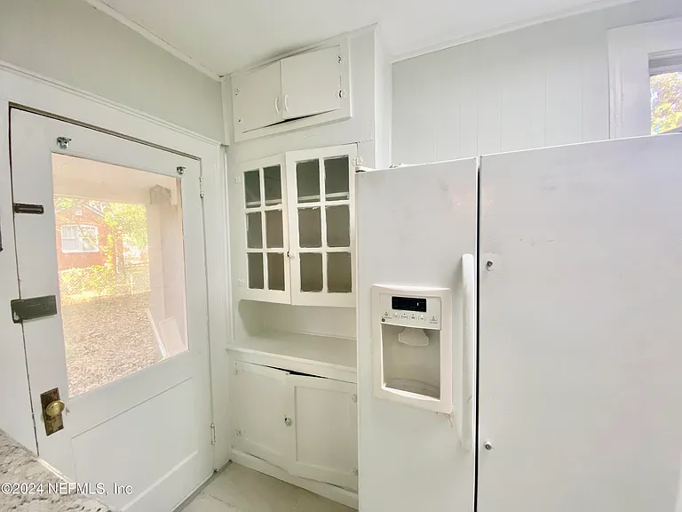 1653 Euclid St #1 — Photo 7