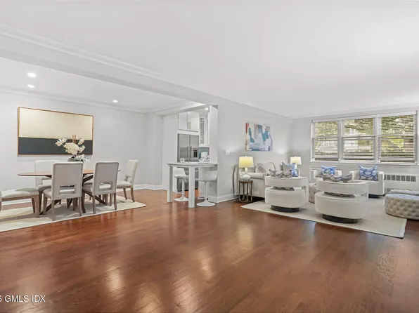 2 Putnam Hl APT 1F, Greenwich, CT 06830