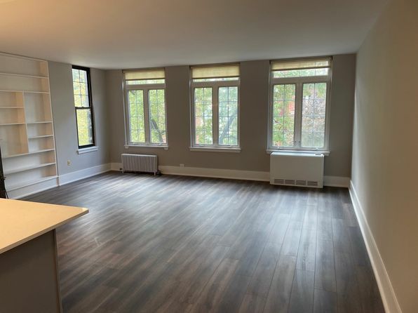 1349 N State Pkwy #3W