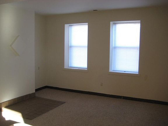 3rd image of 3616 Castleman Ave APT 6