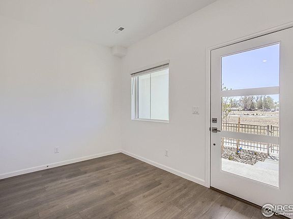 4th image of 1021 Birdwhistle Ln #2