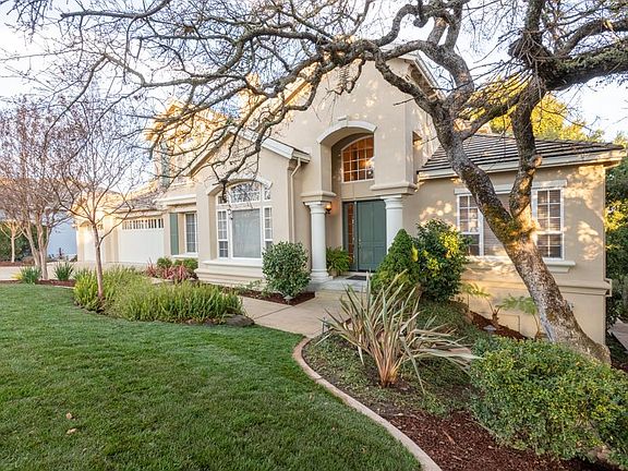 2nd image of 8411 Goldenrod Cir