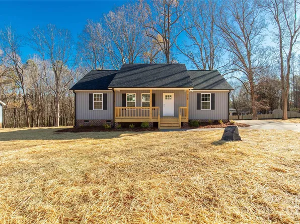 978 Helms St, Rock Hill, SC 29732