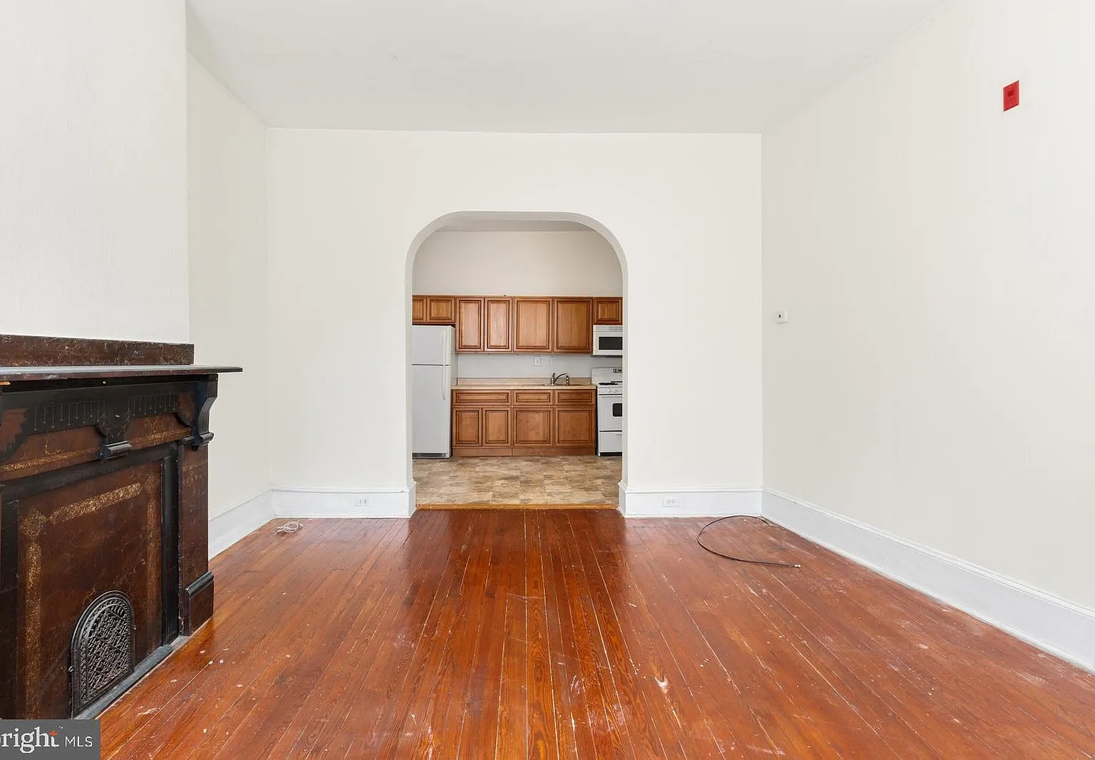 2 bed, 1.0 bath, $1,275 — Photo 4