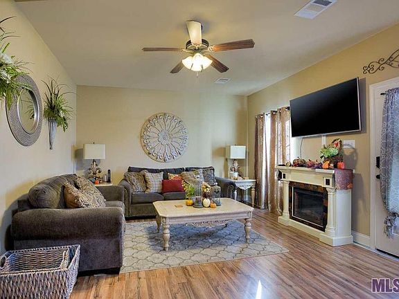 4th image of 608 S Bienville Ave