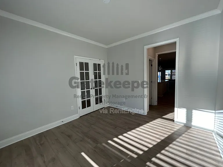 505 Colebrook Way — Photo 14