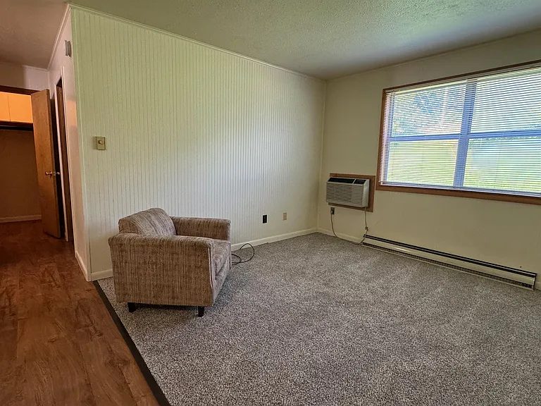 1007 E Park St #19 — Photo 1