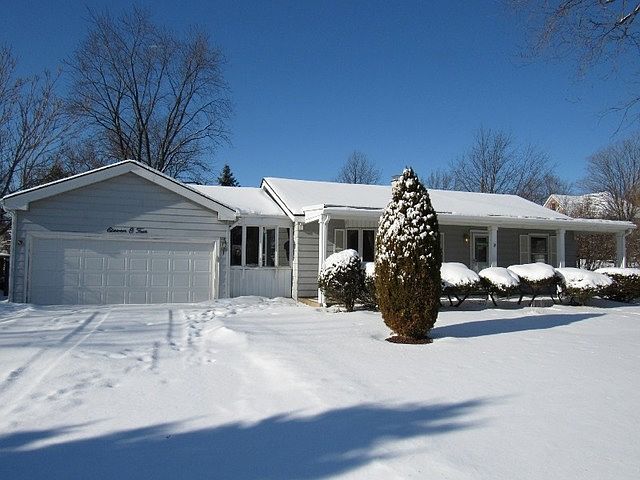 1st image of 1104 S Ahrens Ave
