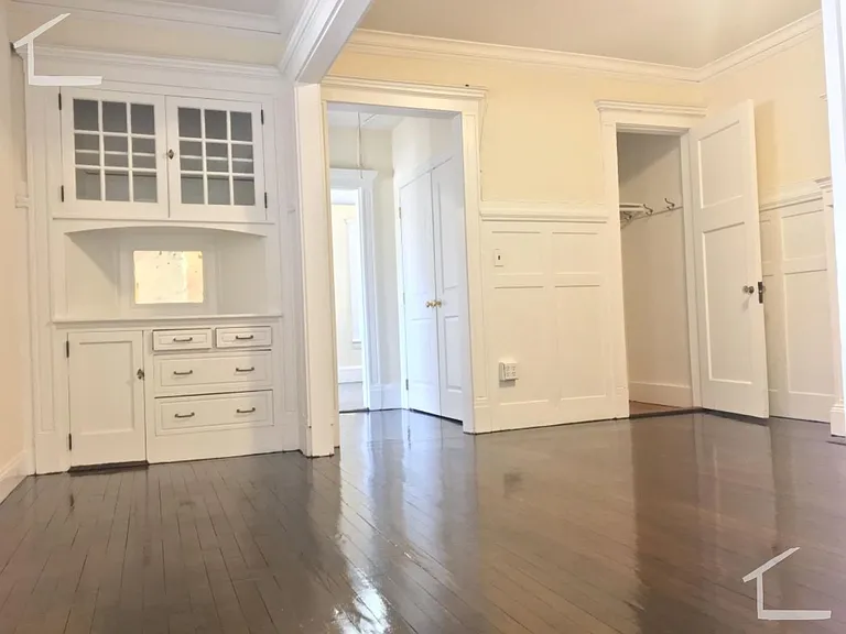 452 Park Dr #11E — Photo 8