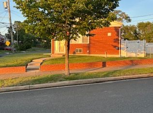 1000 Chaplin St SE, Washington, DC 20019