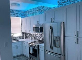 503 12th St #4, Miami Beach, FL 33139