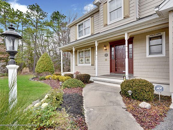 3rd image of 65 Pelican Dr