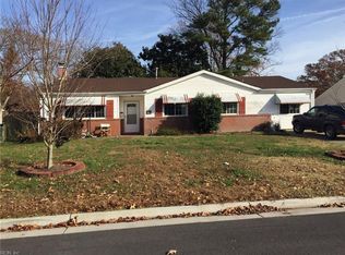 424 Bamboo Ln, Virginia Beach, VA 23452