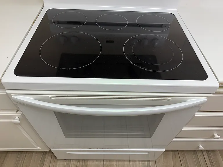 Newer electric oven.