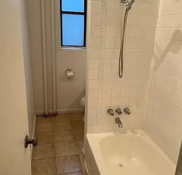 429 Fairmount Ave #104 — Photo 4