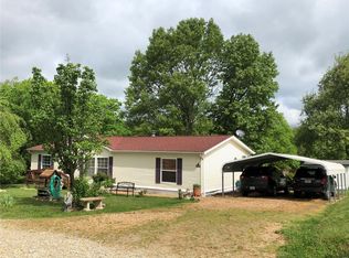 2605 Taylor Rd, Saint Clair, MO 63077