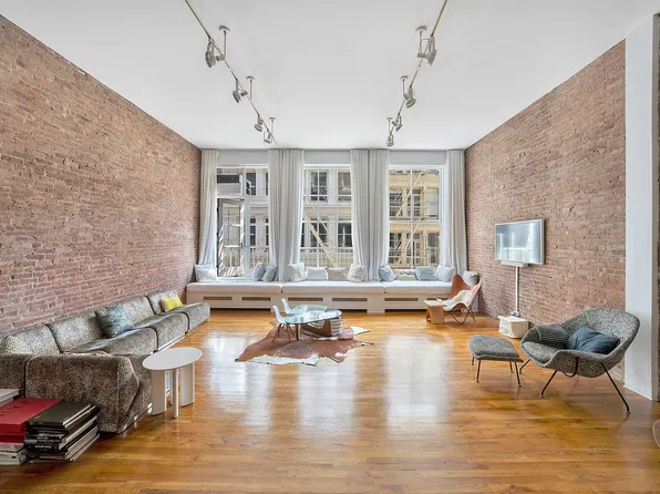 125 Greene St APT 3, New York, NY 10012
