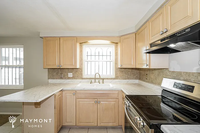 4022 Baden Dr — Photo 7