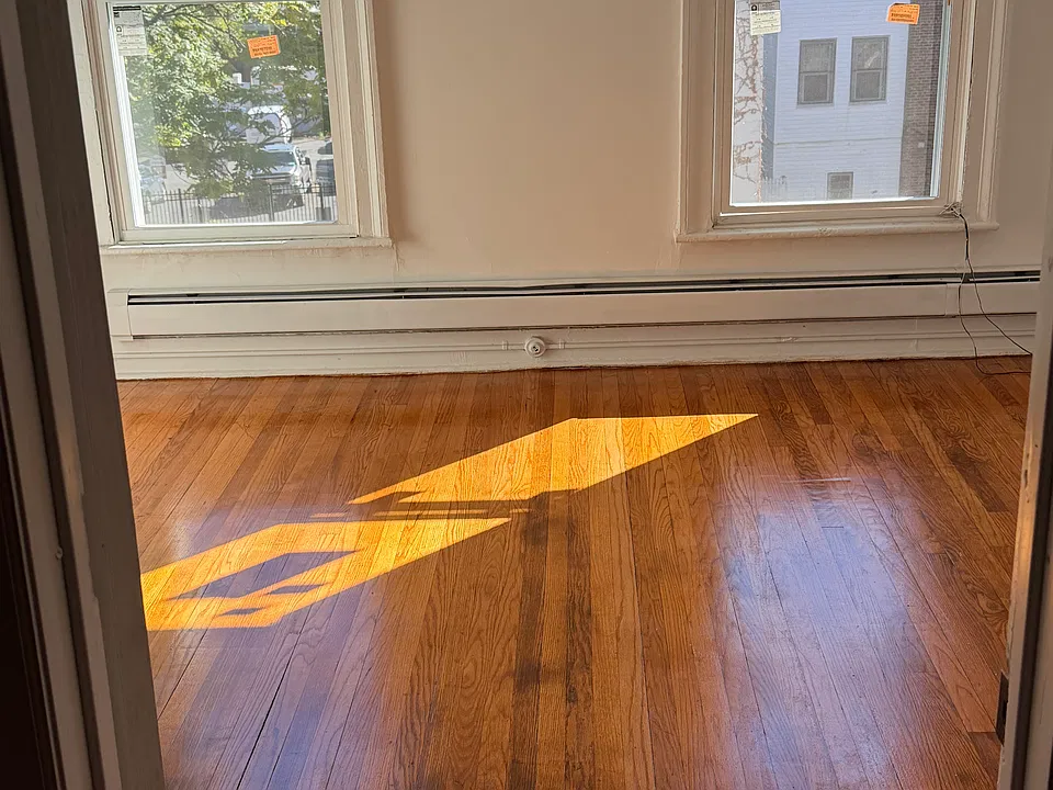 61 Grand St #2