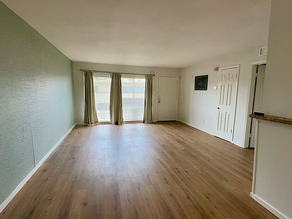 3rd image of 3809 N Braeswood Blvd APT 24