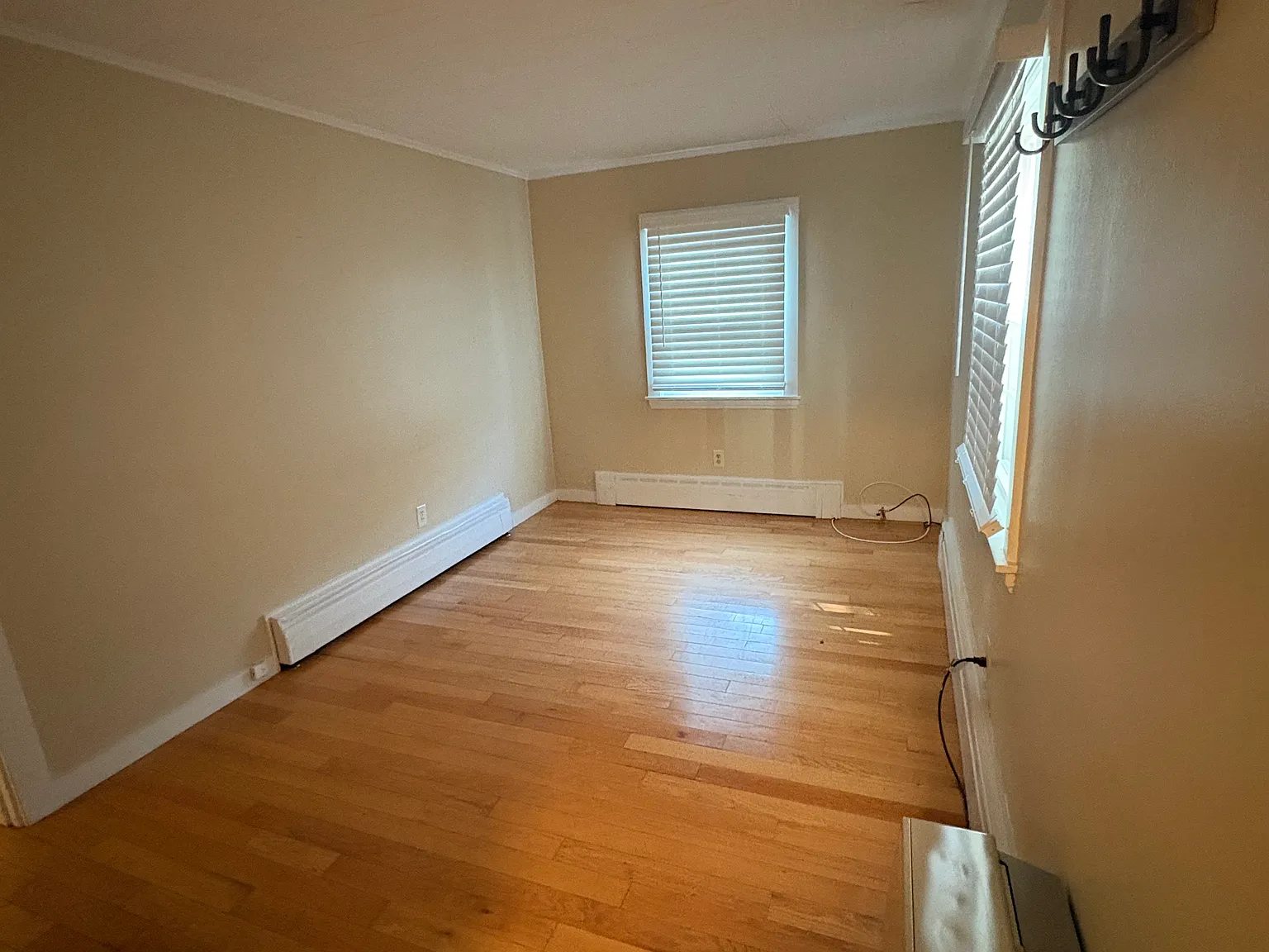 1 bed, 400 sqft, $1,550 — Photo 2