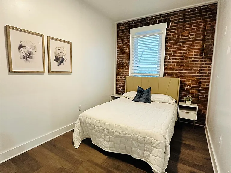 301 Central Ave — Photo 7