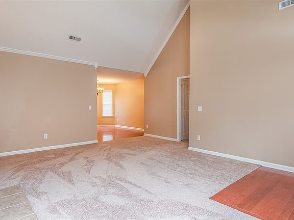 5th image of 4753 Rose Briar Ln