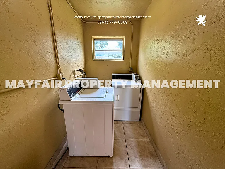 216 N 61st Ave #10 — Photo 10