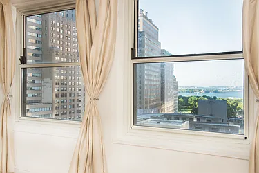 Rented by R New York