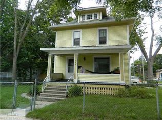 945 N Pine St, Lansing, MI 48906