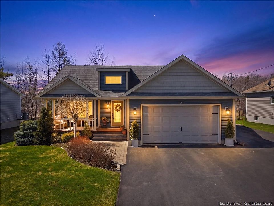 1st image of 20 Forest Grove Rd