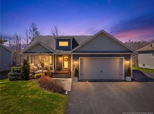 20 Forest Grove Rd, Moncton, NB E1G5K5