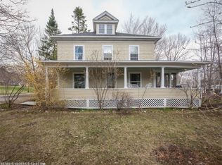 3 Vine St, Hallowell, ME 04347